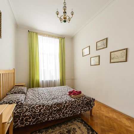 Apartment Near Arena City 키예프 외부 사진